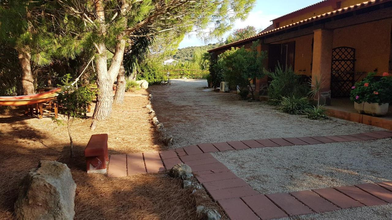 Agriturismo La Barca In Secca Olmedo Buitenkant foto