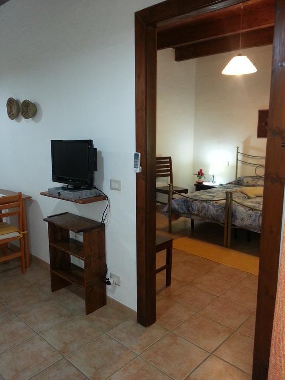 Agriturismo La Barca In Secca Olmedo Buitenkant foto